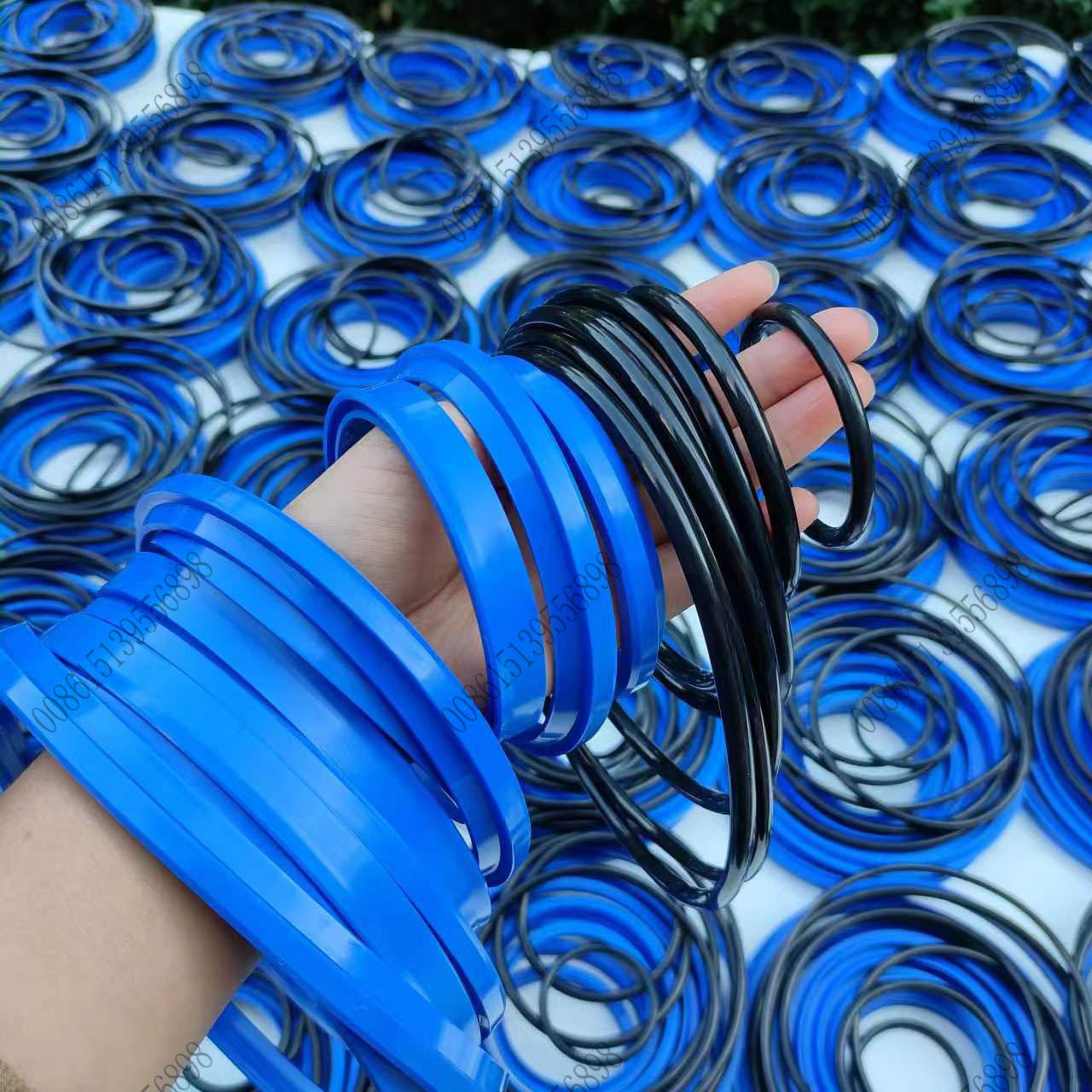 Kit di riparazione fornito dalla fabbrica per la sigillatura dei cilindri multistadio e multisezione degli autocarri con cassone ribaltabile