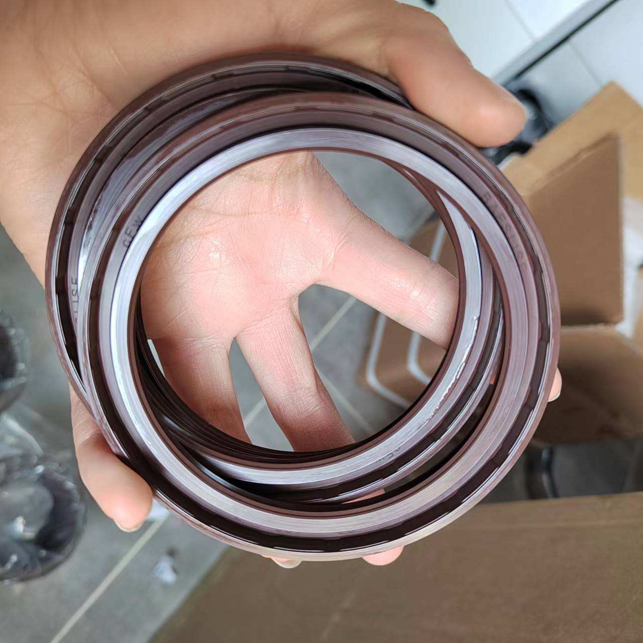 Paraolio scheletrato rotante ad alta pressione resistente alle alte temperature della pompa idraulica TCV TCN TA